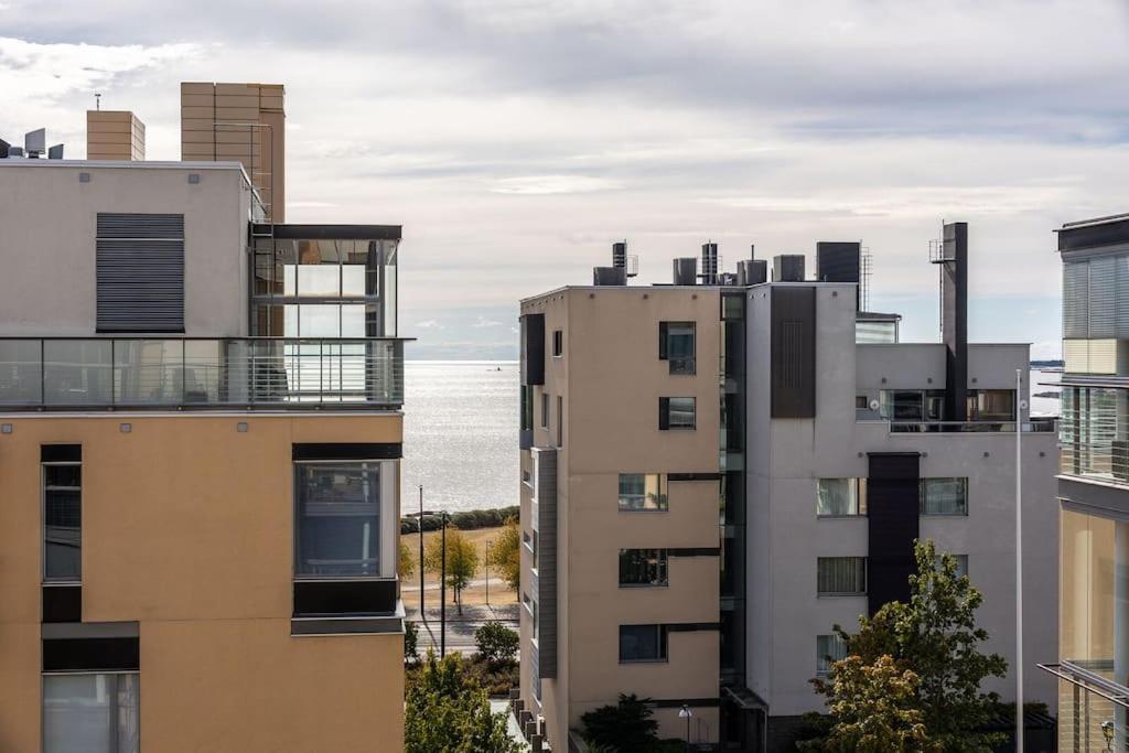 Spacious Home With Four Terrace, Sauna, Sea View 헬싱키 외부 사진