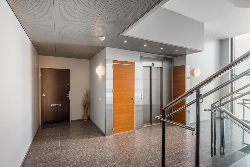 Spacious Home With Four Terrace, Sauna, Sea View 헬싱키 외부 사진