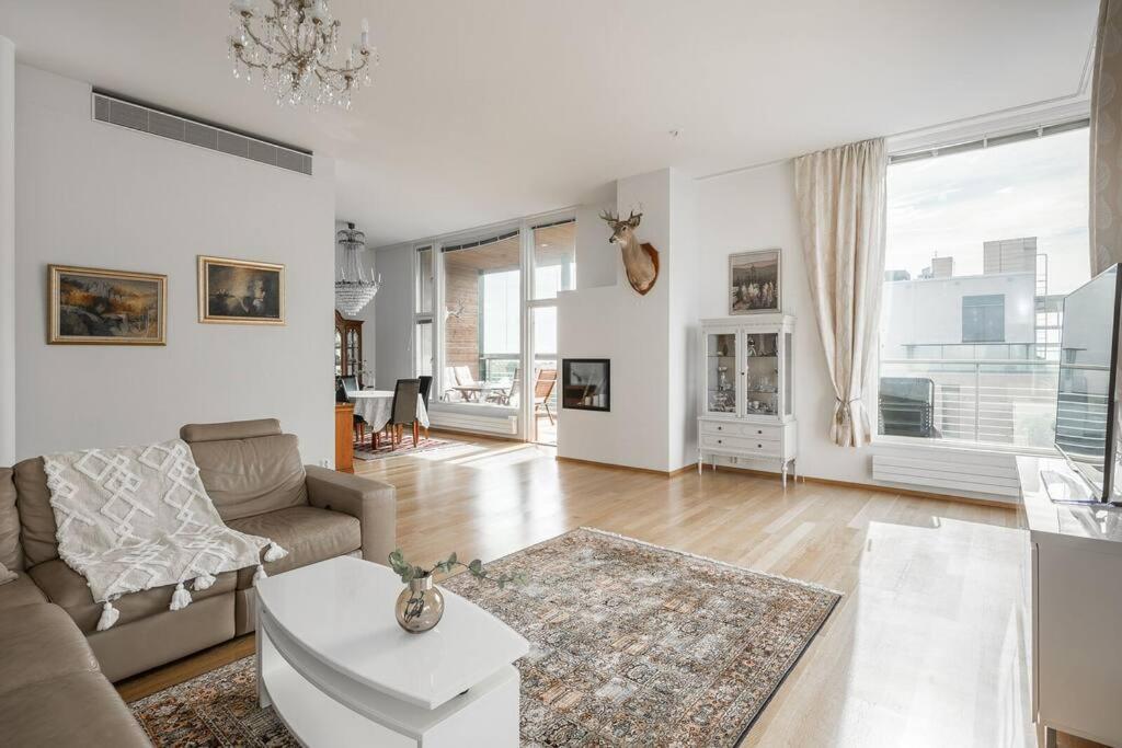 Spacious Home With Four Terrace, Sauna, Sea View 헬싱키 외부 사진
