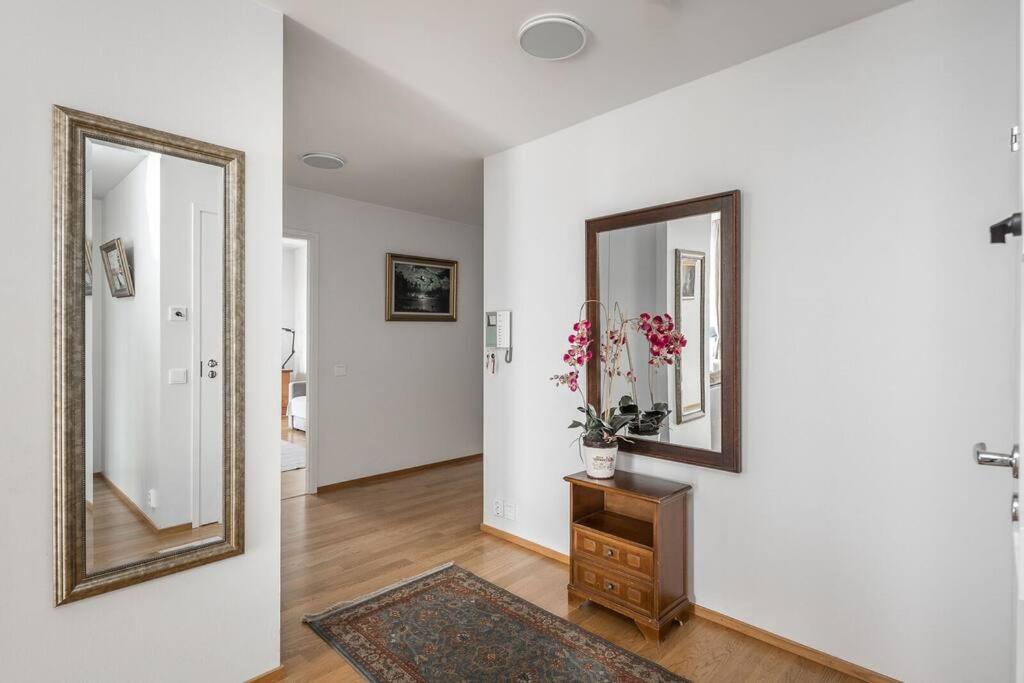 Spacious Home With Four Terrace, Sauna, Sea View 헬싱키 외부 사진